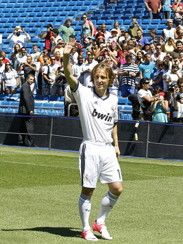 最爽的退役生活 是像贝尔这样的