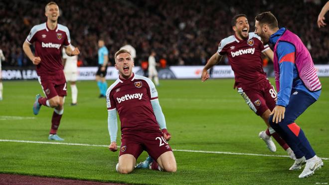 皇马本泽马关键进球助力胜利