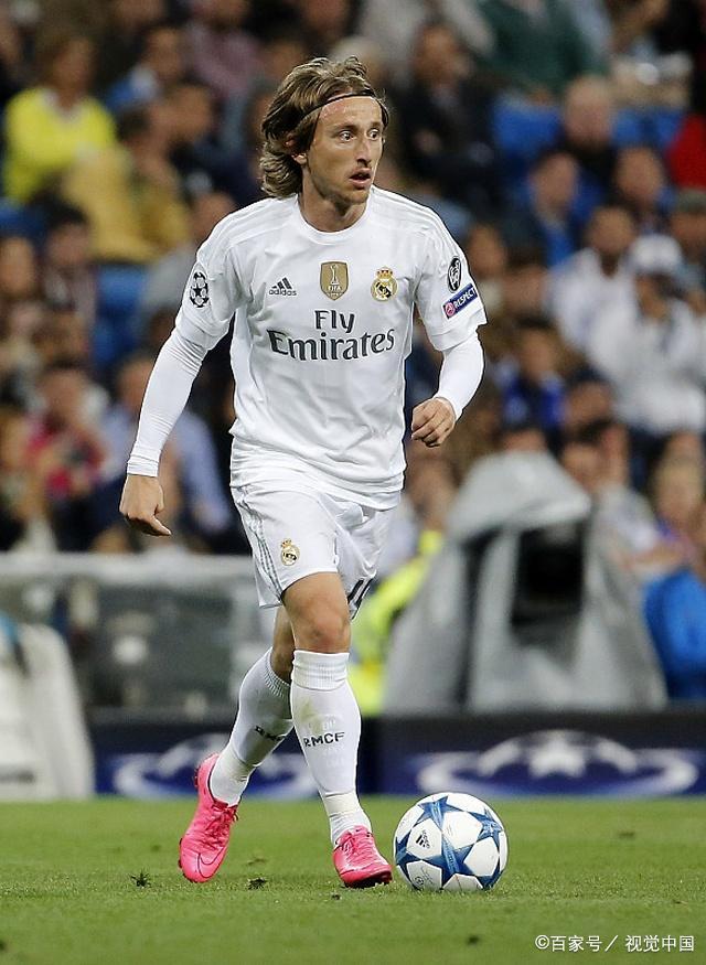 下半场隐身！鲍威尔14中6得到18分2篮板