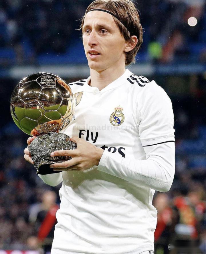 1-3爆冷输球！切尔西七场不败终结，利兹联保级希望大增